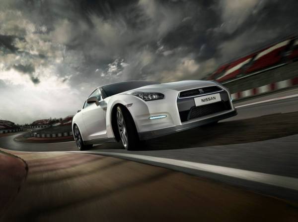 Photograph Carl Lyttle Nissan Gtr 1 on One Eyeland